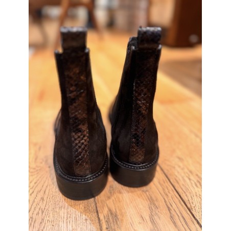 BOOTS CHOCOLAT PYTHON