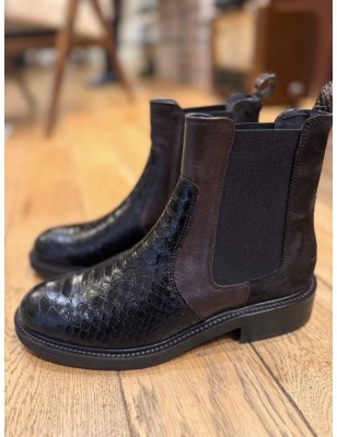 BOOTS CHOCOLAT PYTHON
