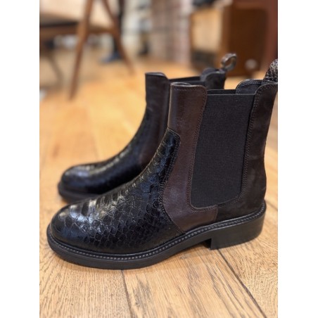 BOOTS CHOCOLAT PYTHON