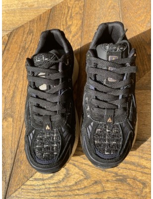 CITY RUN BLACK TWEED