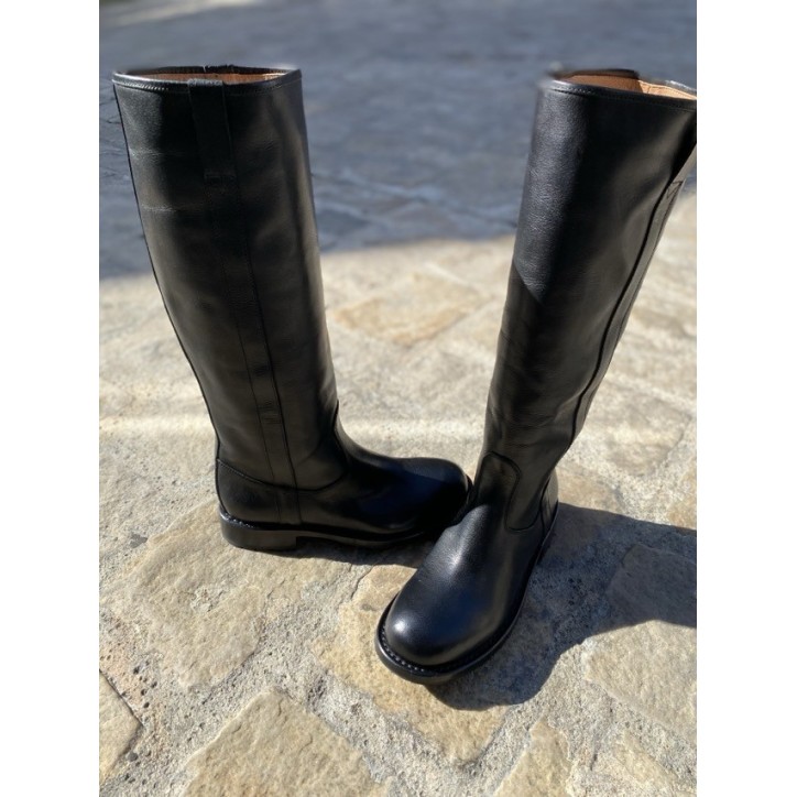 BOTTES JULIE
