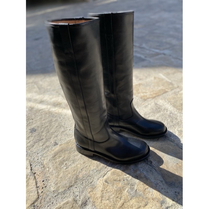 BOTTES JULIE