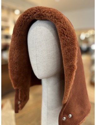 CAPUCHE CAGOULE EN PEAU DE MOUTON