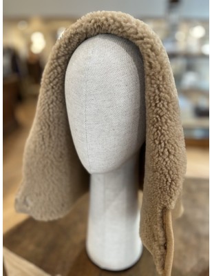 CAPUCHE CAGOULE EN PEAU DE MOUTON