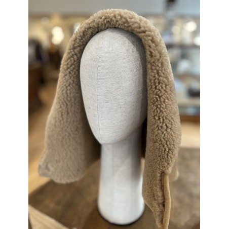 CAPUCHE CAGOULE EN PEAU DE MOUTON