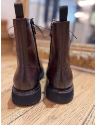BOOTS JO