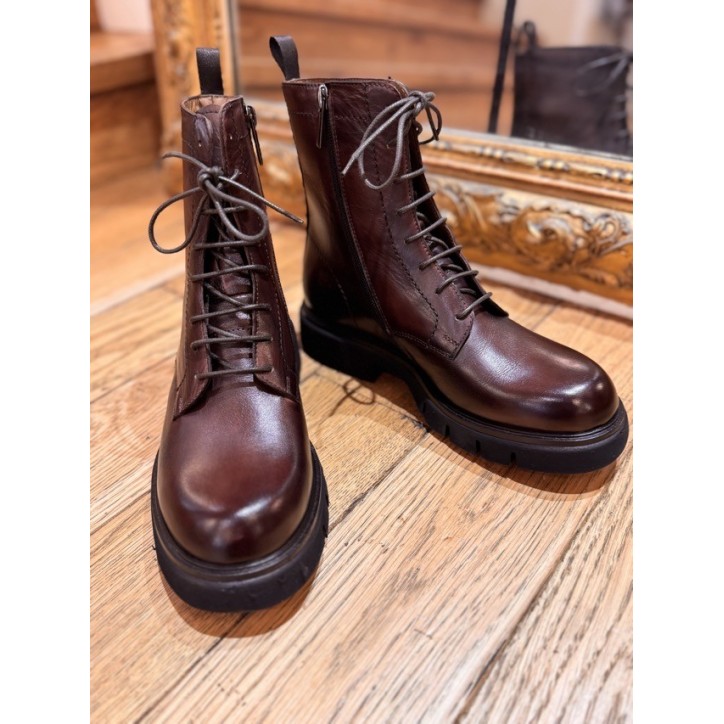 BOOTS JO