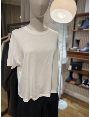 T SHIRT TOO