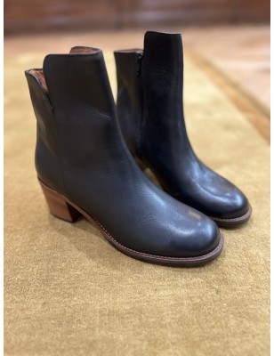 BOOTS NOIRES