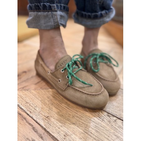 MOCASSIN BATEAU TAUPE/VERT