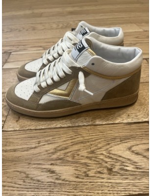 PLAYMID BEIGE