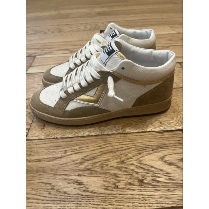 PLAYMID BEIGE