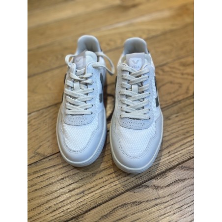 V90 MESH KAKI