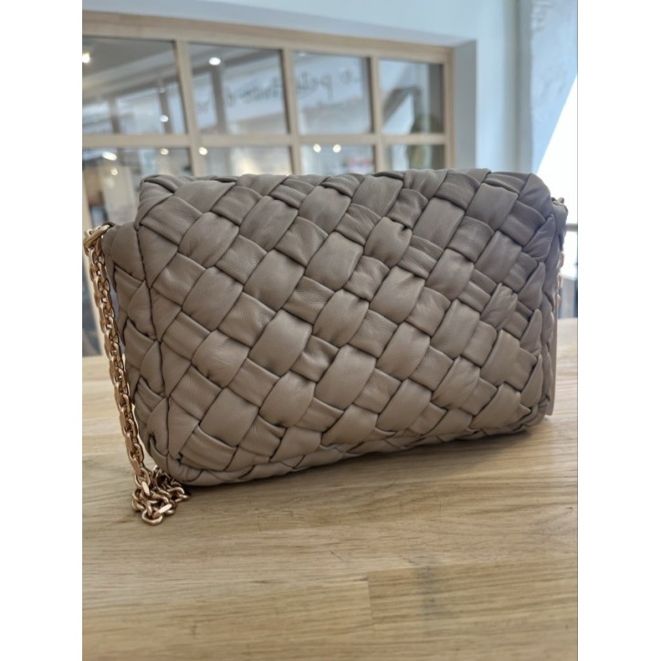 MOON MOYEN SS25