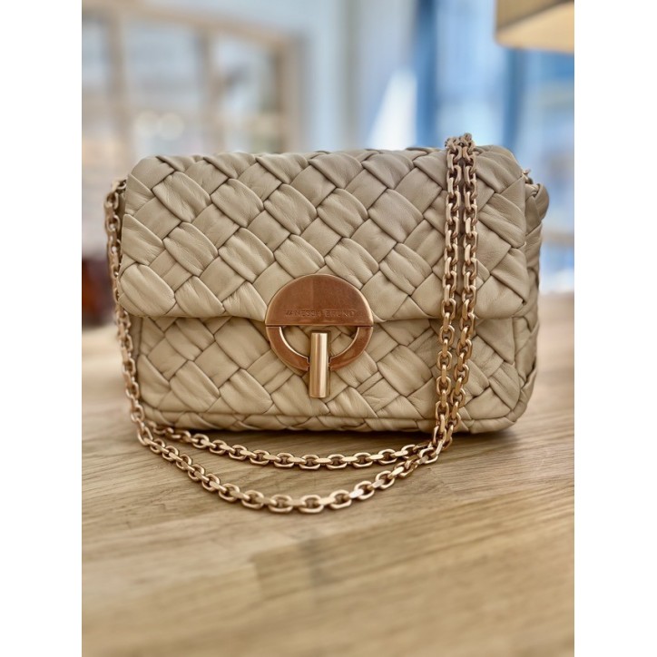 MOON MOYEN SS25